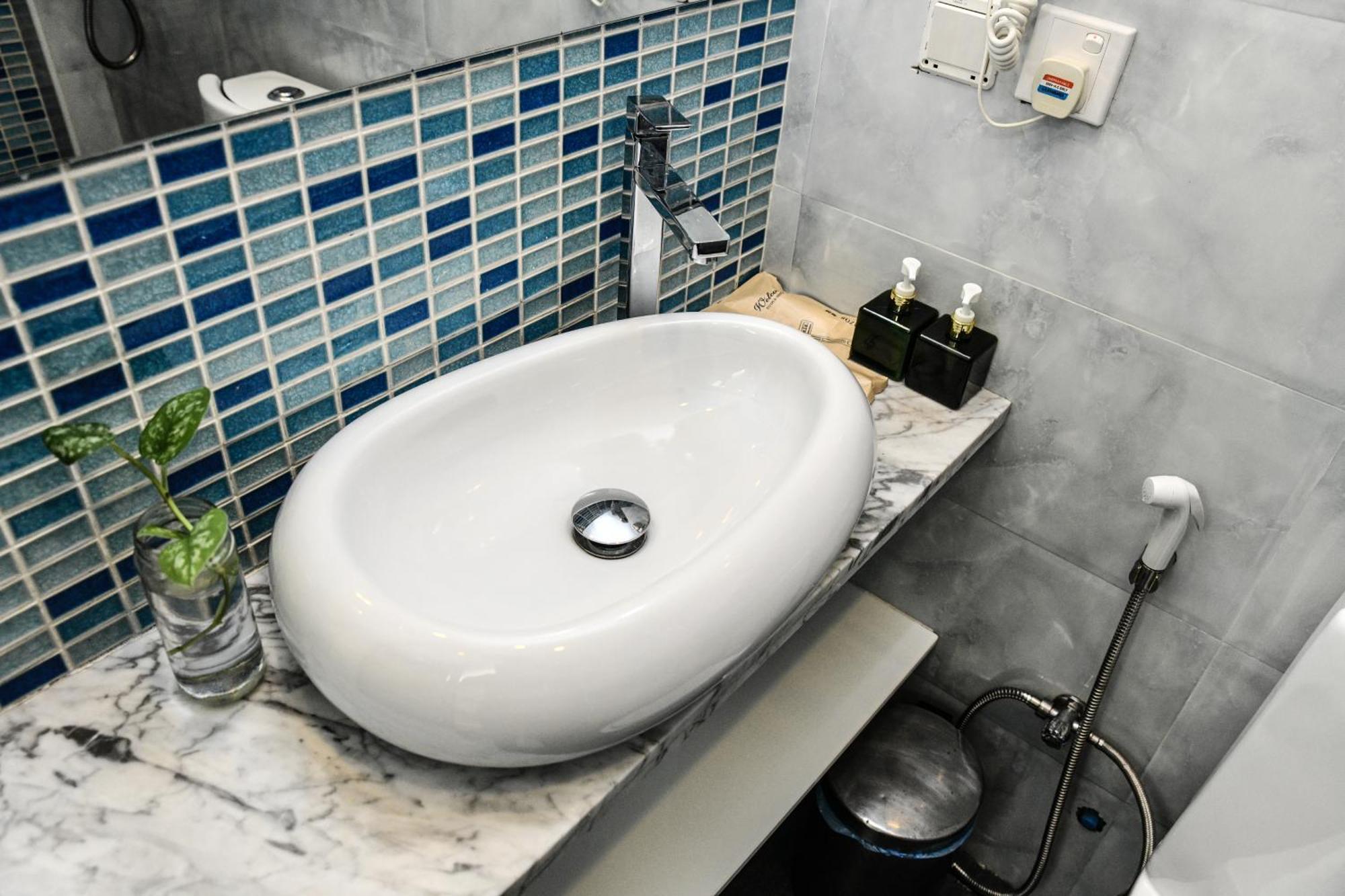 The Hive Hotel 4*