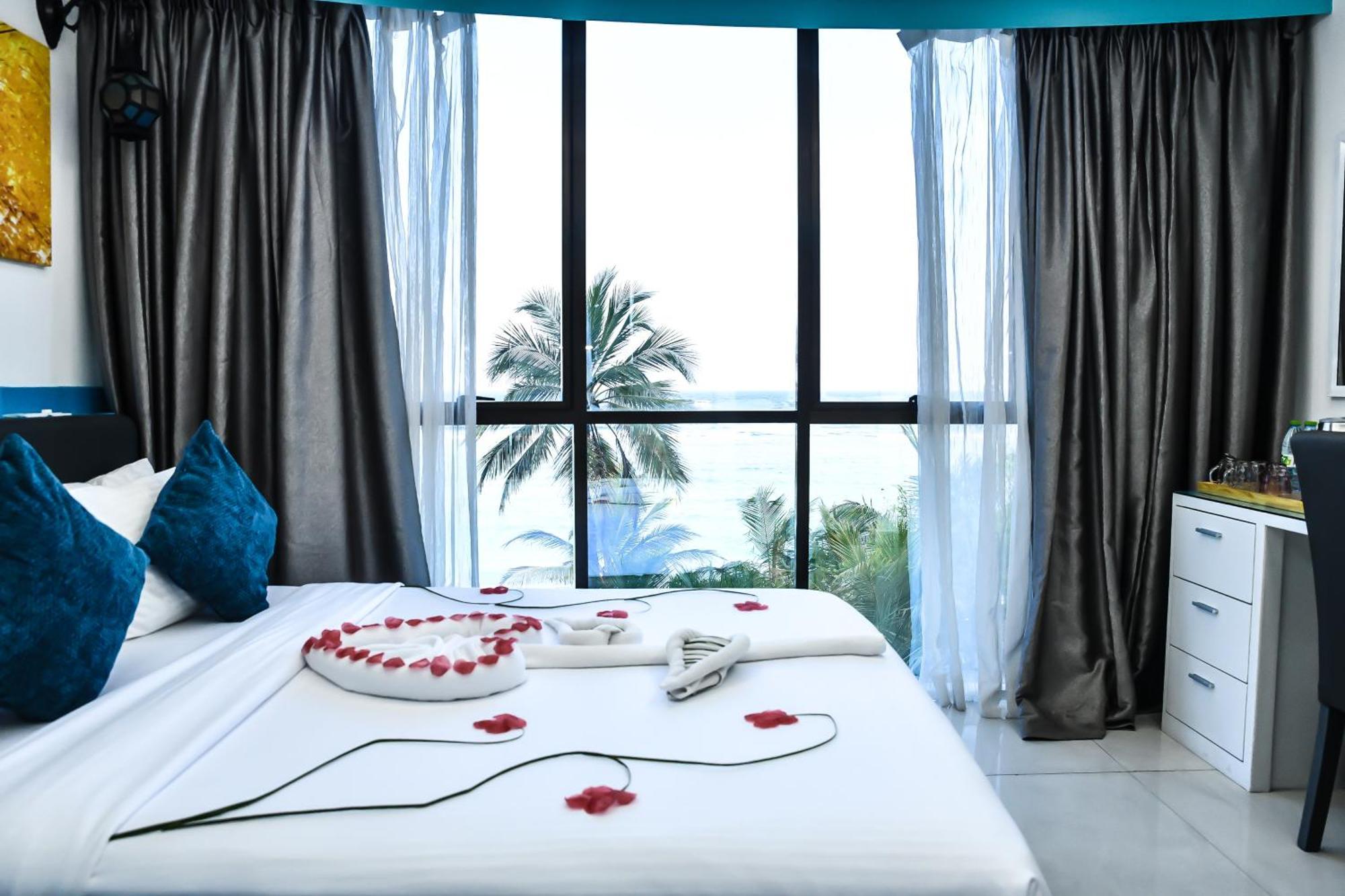 The Hive Hotel 4*